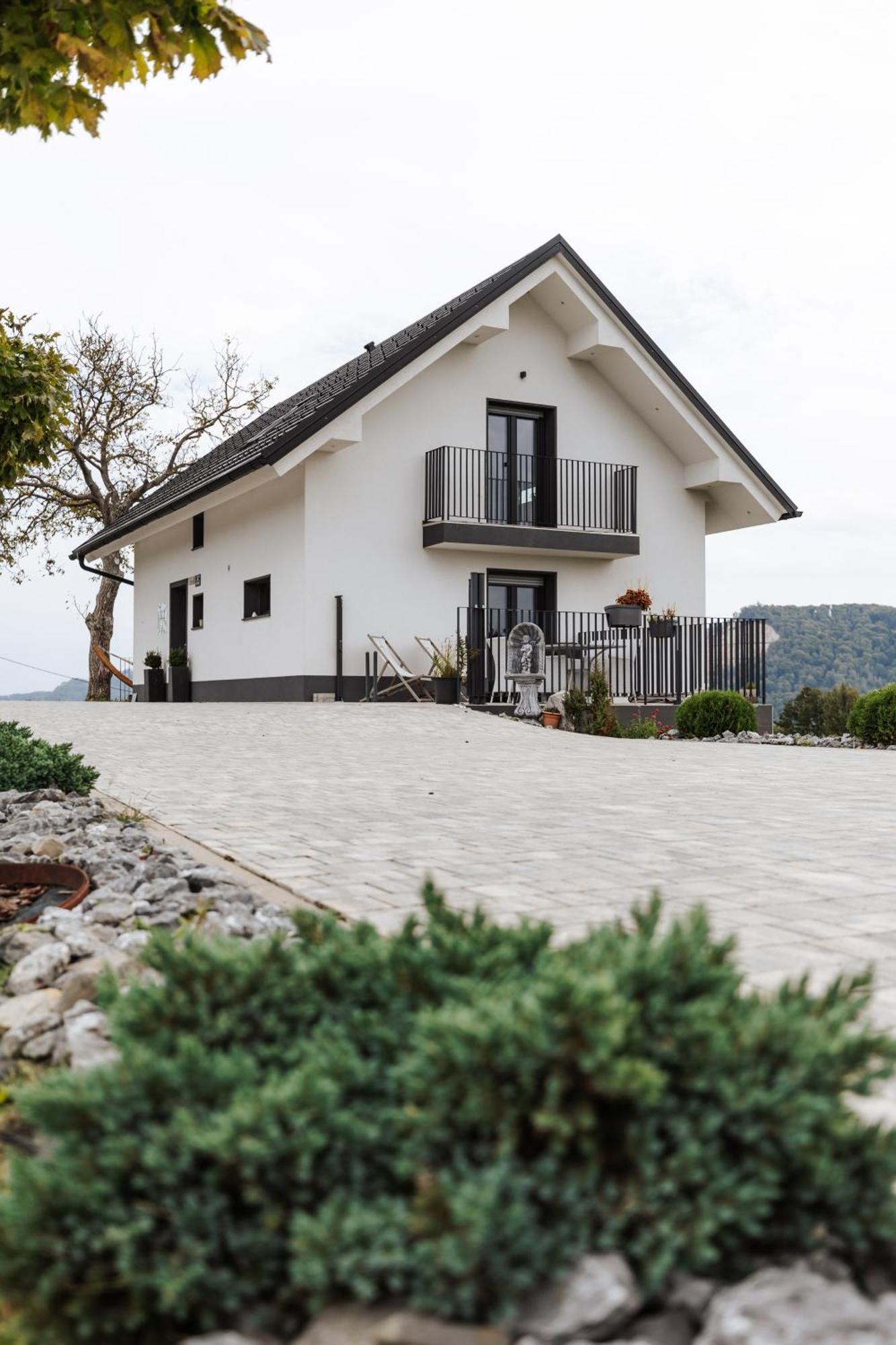 Tanja S Holiday Home In Nature With Sauna And Hot Tub Gorica pri Slivnici 외부 사진